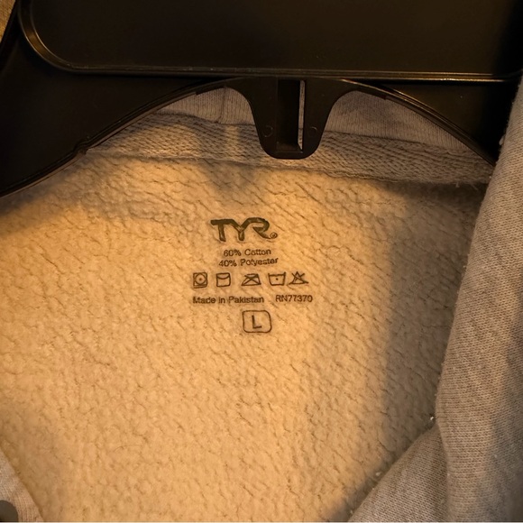 TYR Men's Heather White Hoodie Sweater - Picture 5 of 5